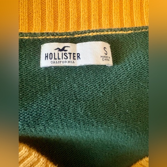 HOLLISTER Vintage College Letterman Cardigan Sweater - Picture 7 of 8